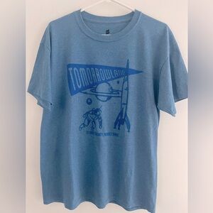 Disneyland/Disney World Tomorrowland T-Shirt - Medium